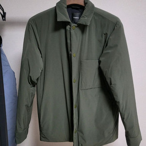 띠어리 THEORY 대니 패딩 자켓 M사이즈(국내100