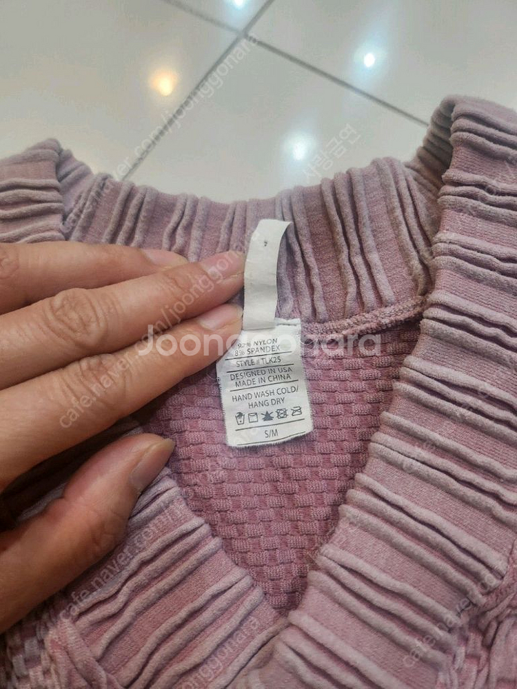 잇존어패럴 스펀지티--1