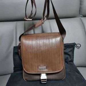 폴스미스 크로스백.메신저백(소가죽&나일론.상태깨끗좋음