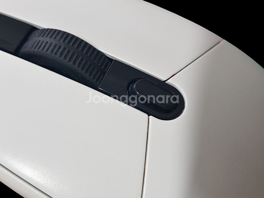 로지텍 G102 프로디지 게이밍 마우스 화이트--5