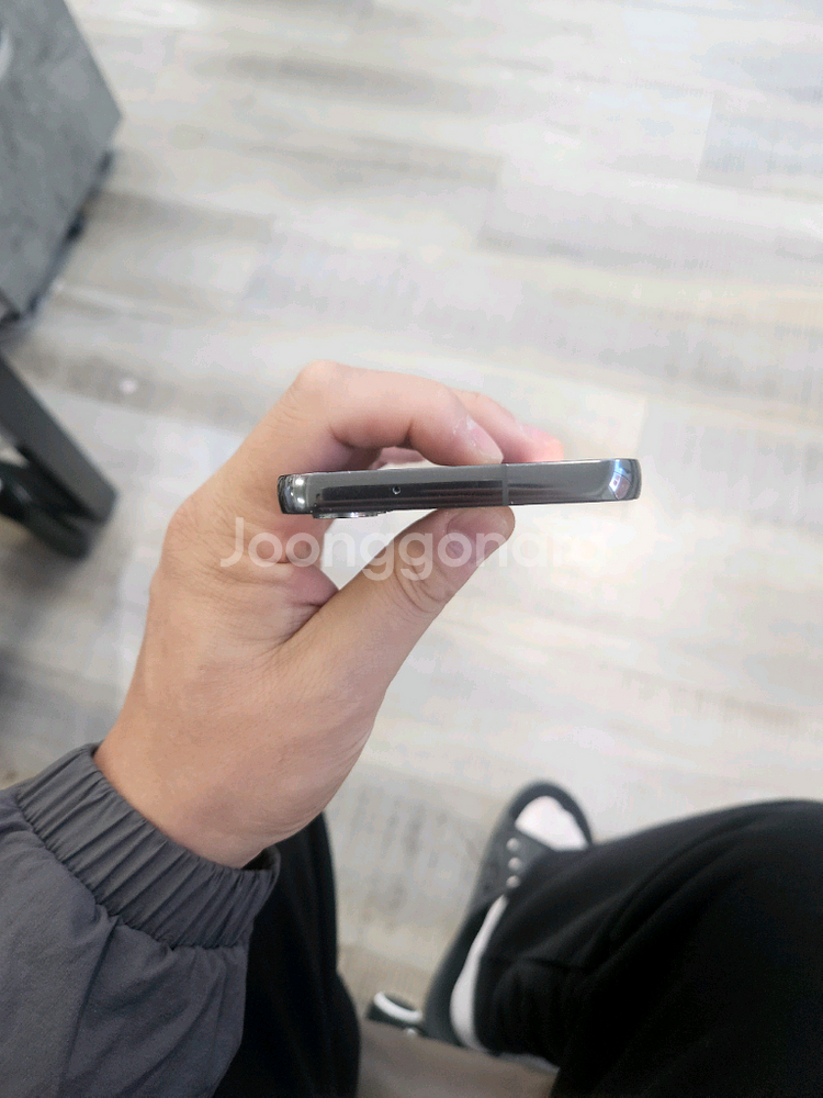 갤럭시s23팝니다 실사 공기계--6