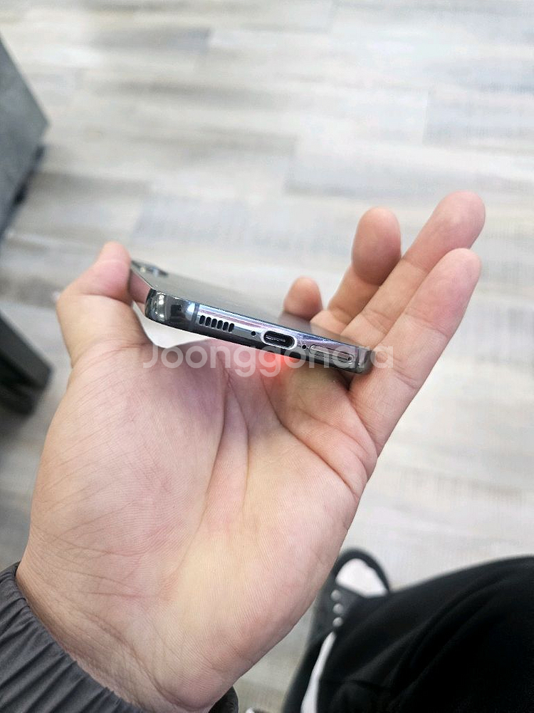 갤럭시s23팝니다 실사 공기계--4