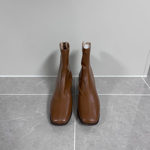 [새상품 (245mm)] 여성 미들 워커