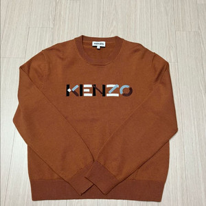 겐조 니트, 톰그레인하운드 청바지, 폼스튜디오 청자켓