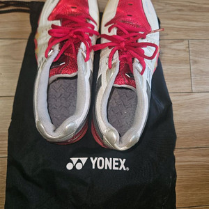 요넥스 배드민턴화