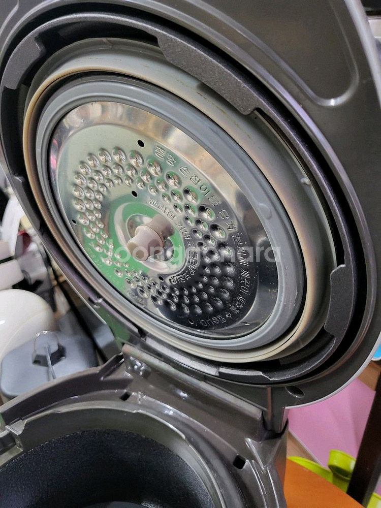 23년쿠쿠 풀스테인리스 압력밥솥 CRP-R069FGB--4