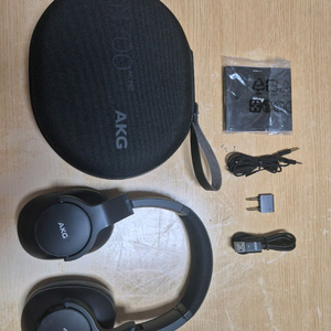 akg n700nc m2 유무선 헤드폰 팝니다