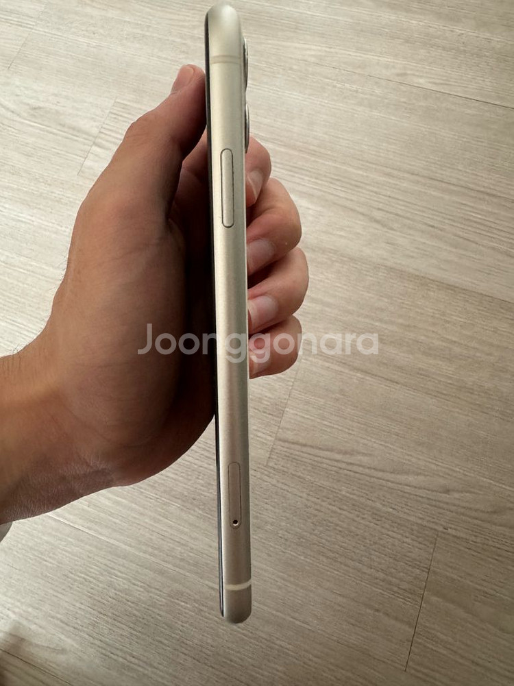 아이폰11 64GB 화이트 공기계--10
