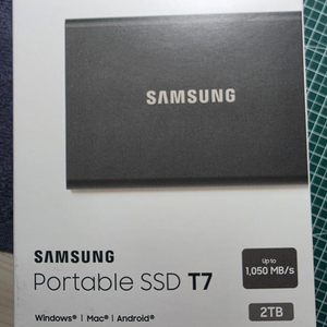 삼성 Portable SSD T7 (2TB) 미개봉