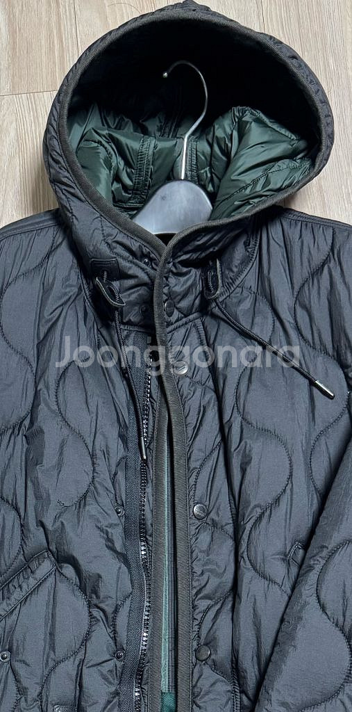 바스통 퀼팅 자켓--5