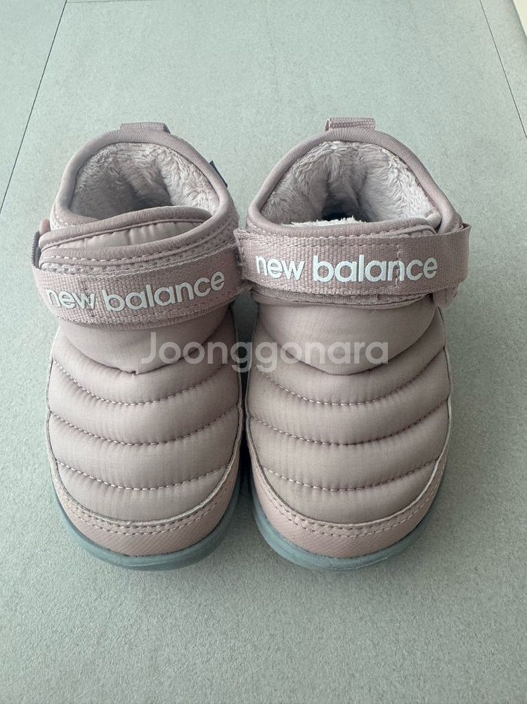 뉴발란스 패딩부츠 140--0