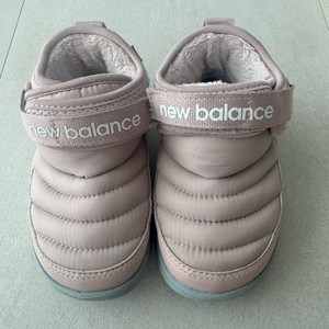 뉴발란스 패딩부츠 140