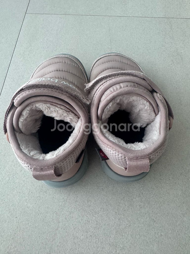 뉴발란스 패딩부츠 140--1