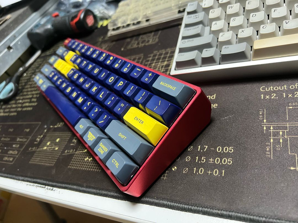 레어급 미사용 미니 구갈축 키보드 플라나 미니 레드 이미지