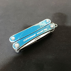 레더맨 키체인 멀티툴. 스쿼트 PS4 블루