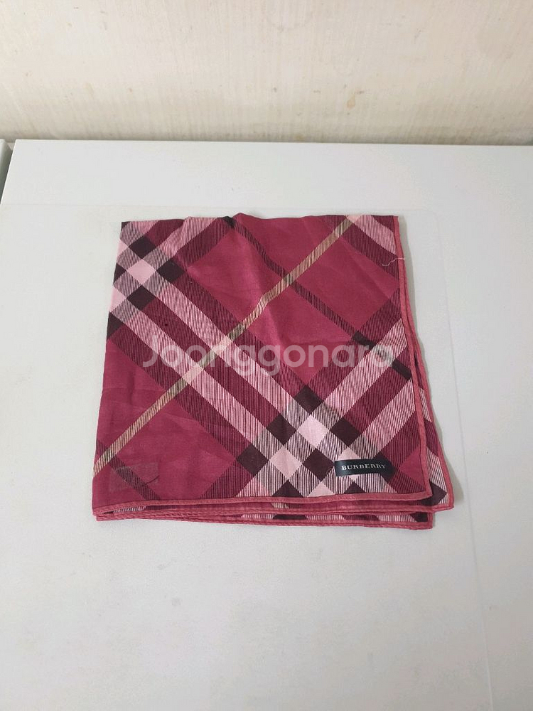 버버리 손수건--0
