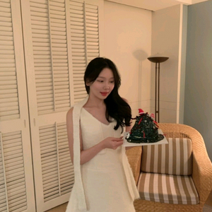 새제품) 레예샵 마론원피스 팔아요