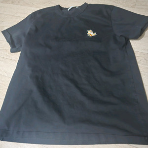 메종키츠네 검정색 반팔티 L SIZE 저렴하게 팔아요!
