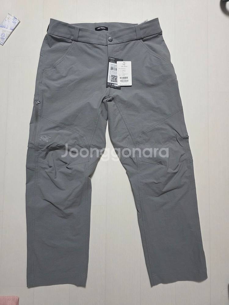 아크테릭스 크로닌 32사이즈(새상품)--2