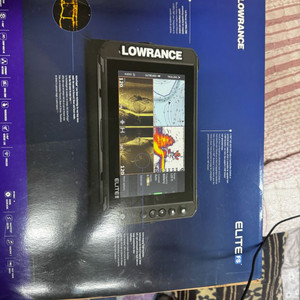 Lowrance Elite FS 어군탐지기 풀박스입니다