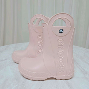 정품 크록스 키즈 핸들 레인부츠C13(190)팝니다.