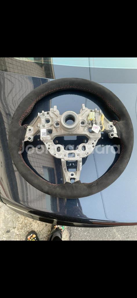 스팅어 열선 알칸트라핸들--1