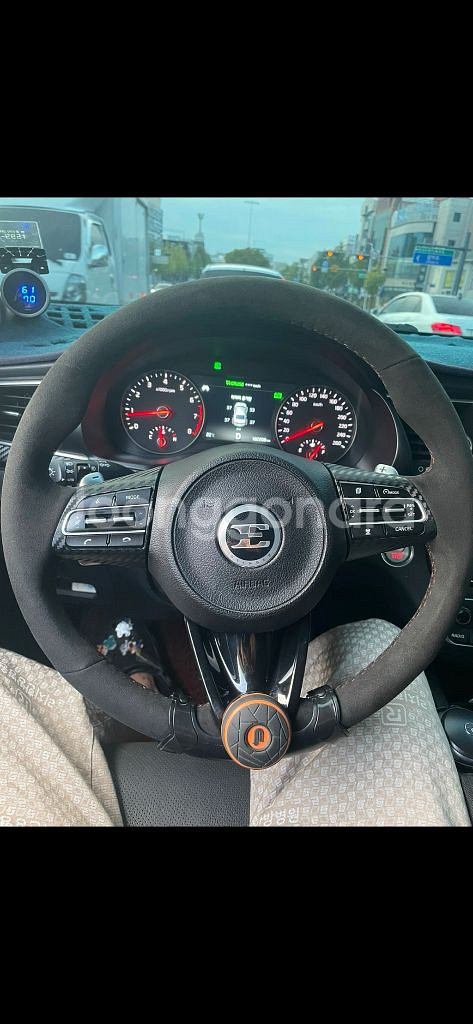 스팅어 열선 알칸트라핸들--0