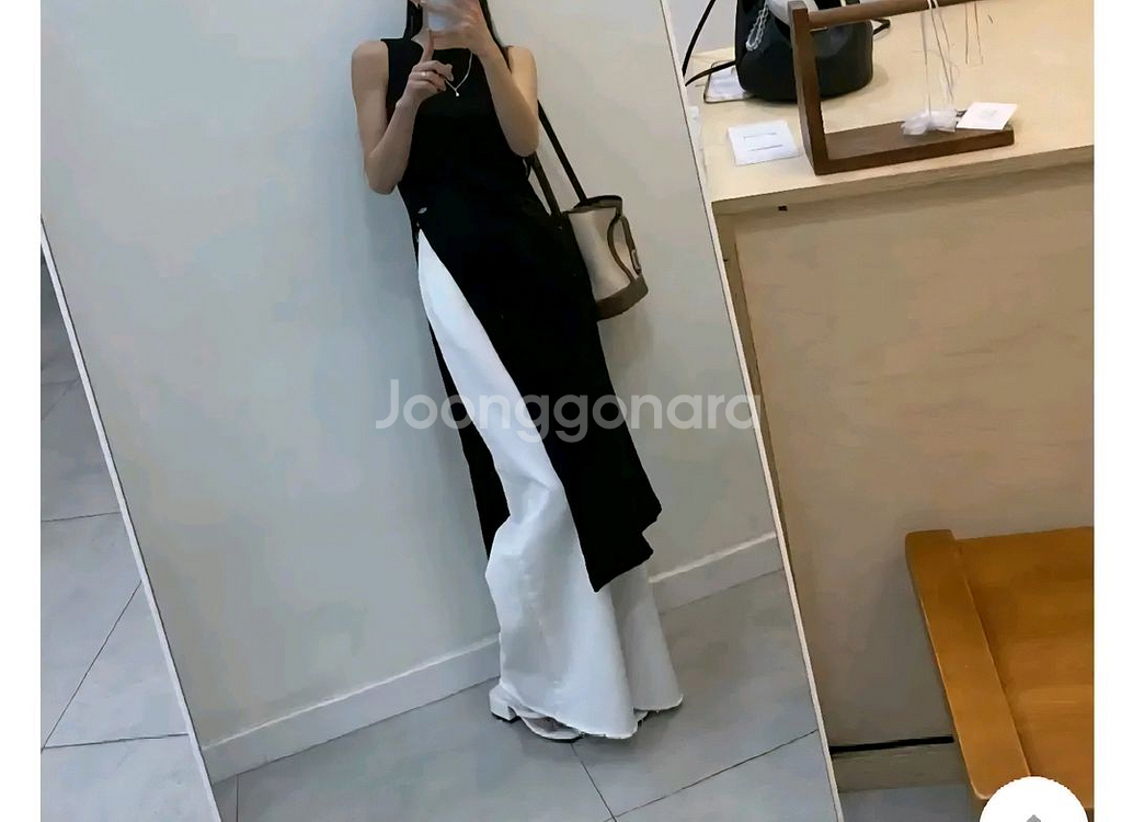 로코핏 와플 나시 레이어드 절개 롱 원피스 - 블랙--0