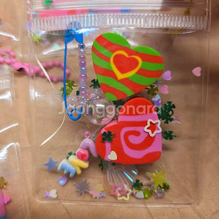 지퍼백 고전느낌 하트지우개 키링 4개.--4