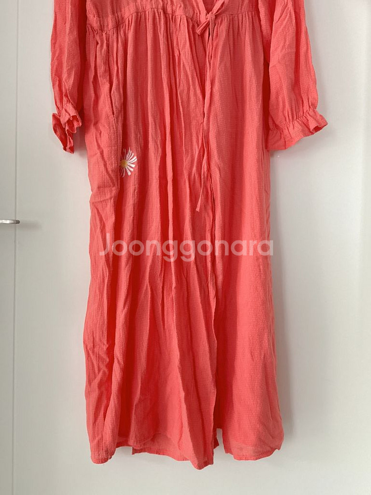 율하네 플라워 자수 로브 원피스 (미착용 새상품)--5