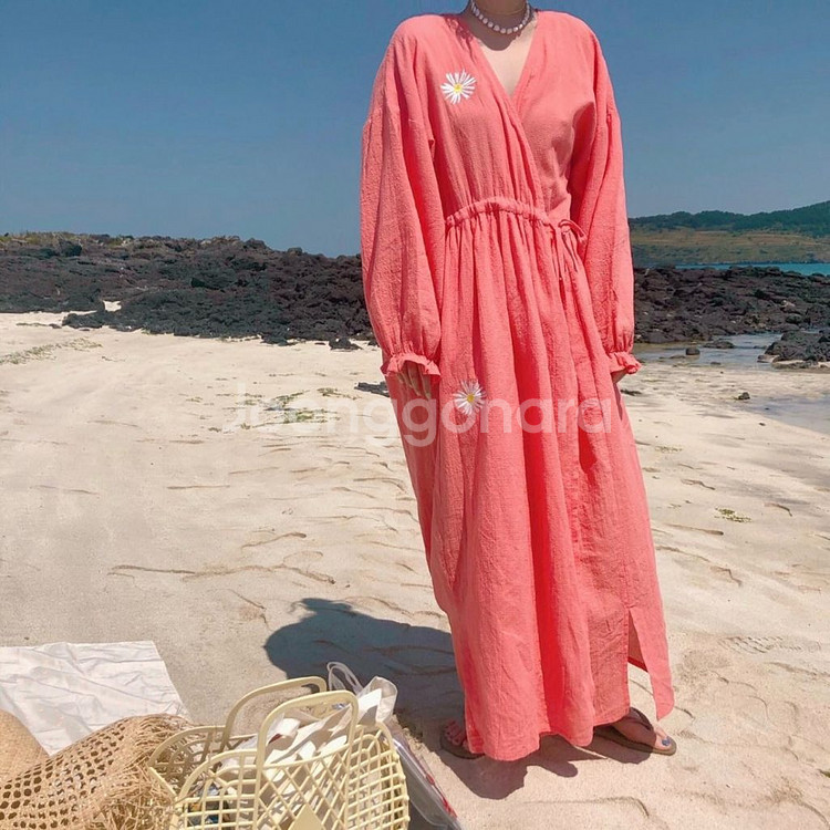 율하네 플라워 자수 로브 원피스 (미착용 새상품)--2