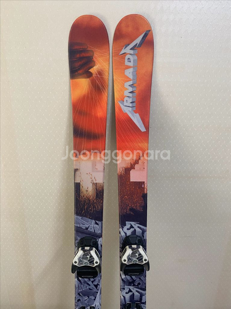 알마다메탈리카스키(프리스키,파우더스키,모글스키)--0