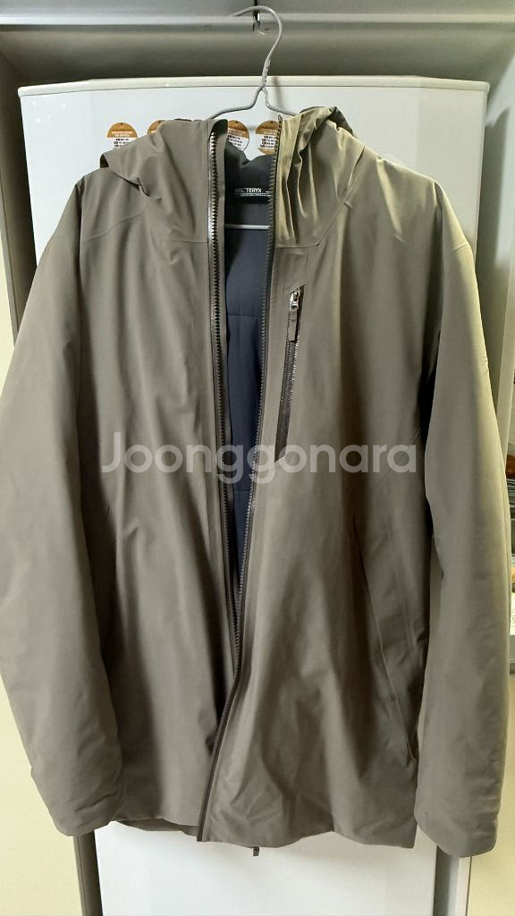 아크테릭스 레드스텐 파카 M--1