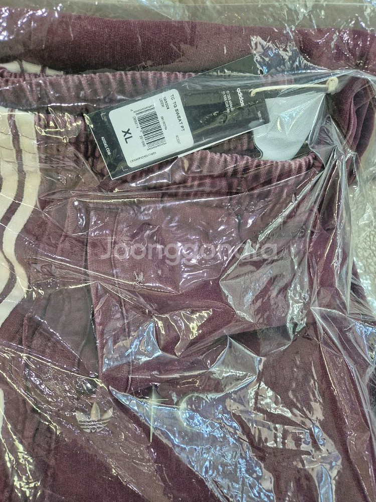 아디다스 x 떠그클럽 스웨트팬츠 마룬 KR사이즈(XL)--1