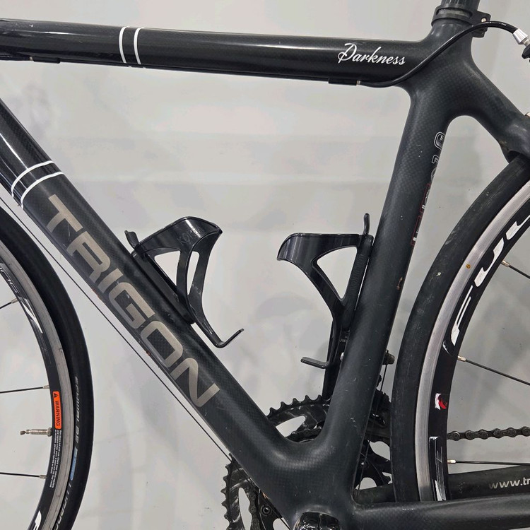 트리곤 캄파놀로 풀카본 로드 자전거 판매합니다 이미지