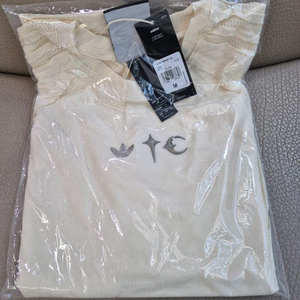 아디다스 x 떠그클럽 티셔츠 크림화이트KR사이즈(M)