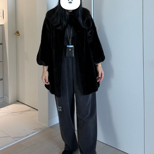 진도모피 블랙 밍크코트