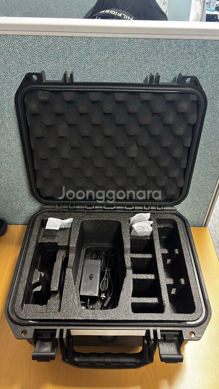 DJI 매빅2프로 콤보 배터리 2개 풀구성 팝니다.--2