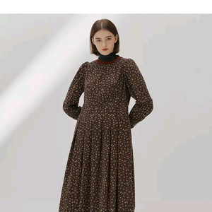 (새상품)써스데이아일랜드 코듀로이 원피스m(60%세일)