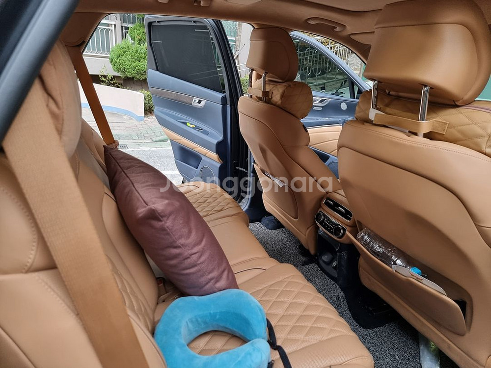 22년식 Gv80 판매합니다--8