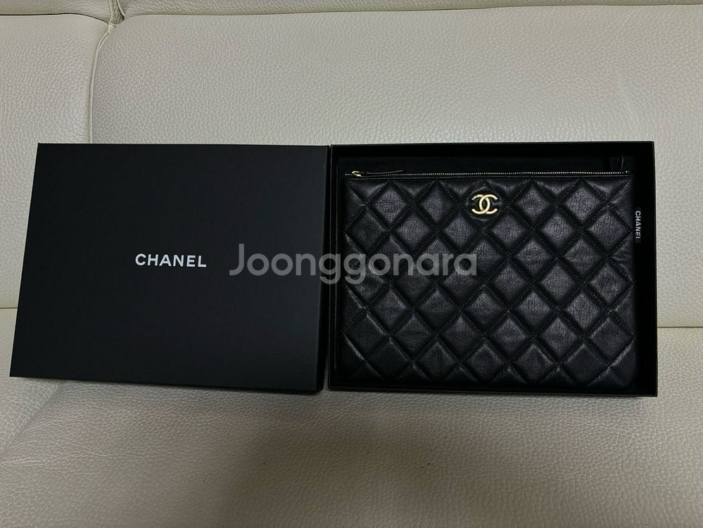 [미사용][정품]샤넬 CC로고 빈티지 클러치 미디움--1