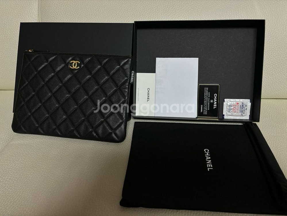 [미사용][정품]샤넬 CC로고 빈티지 클러치 미디움--3