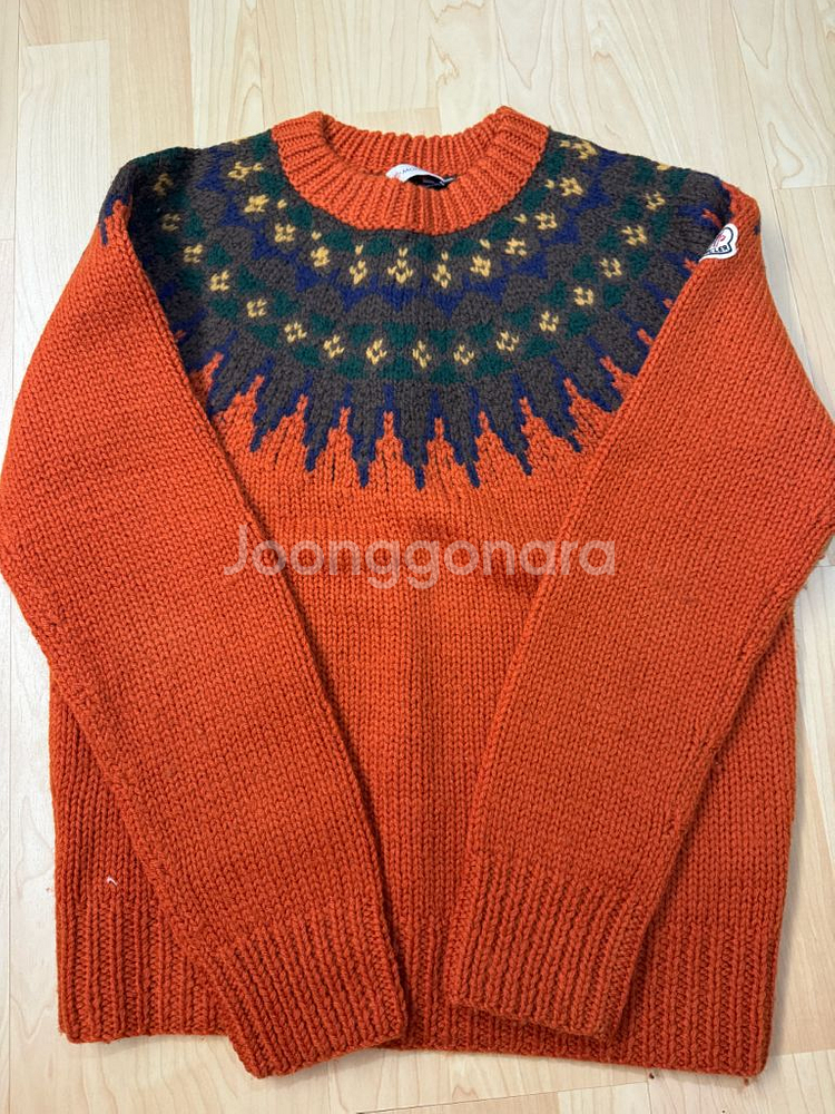 몽클레어 스웨터--0