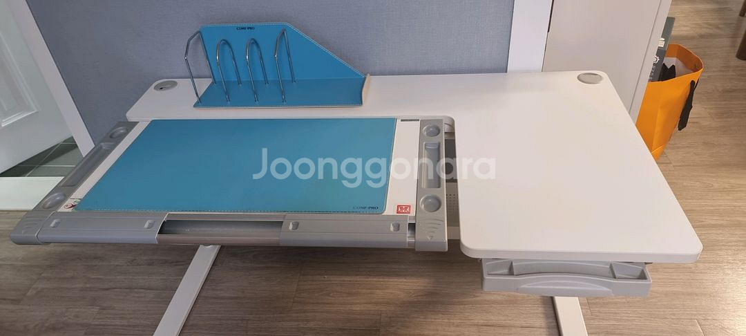COMF-PRO 책상--6