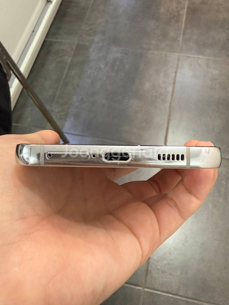 갤럭시S22+ 256GB 화이트 1090--3