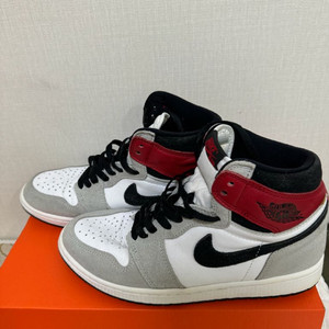 나이키 조던 하이 스모크 그레이