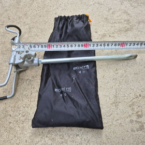 갯바위용 낚시대 받침대