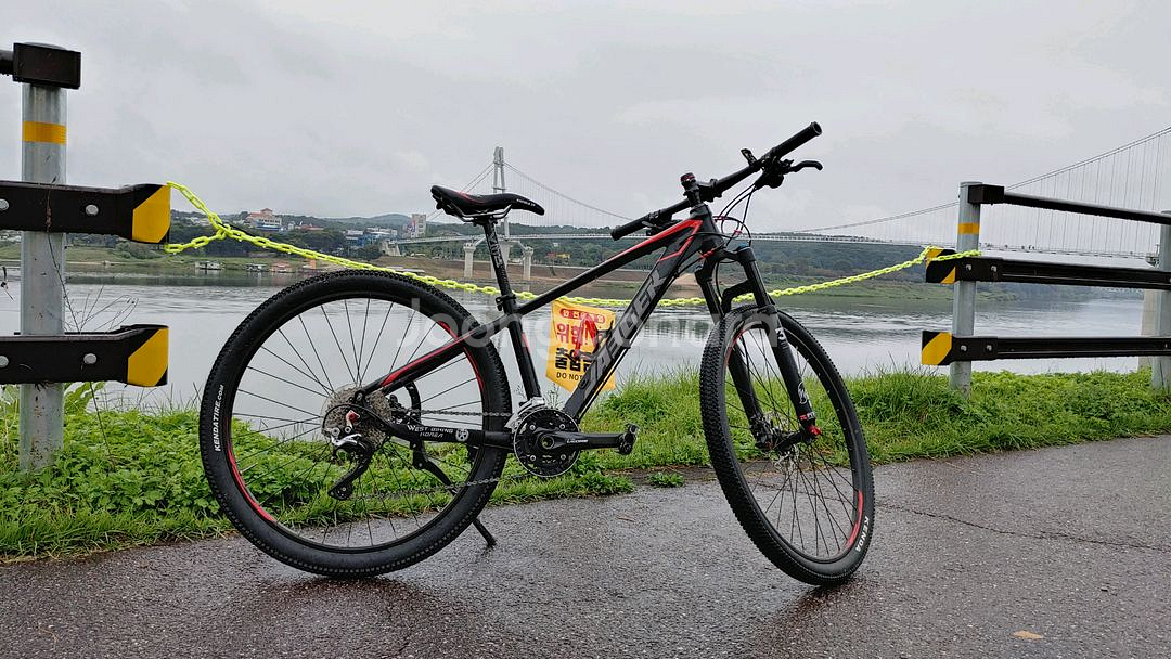 예거 아스펜 5F 팝니다. 14인치--1