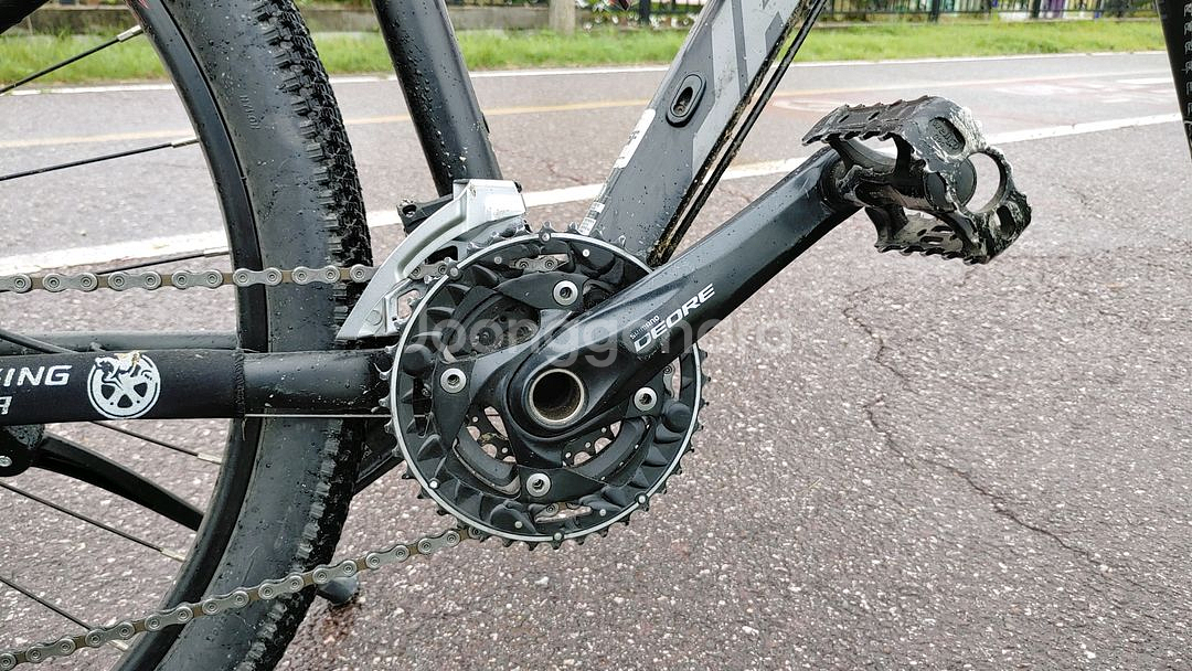 예거 아스펜 5F 팝니다. 14인치--7