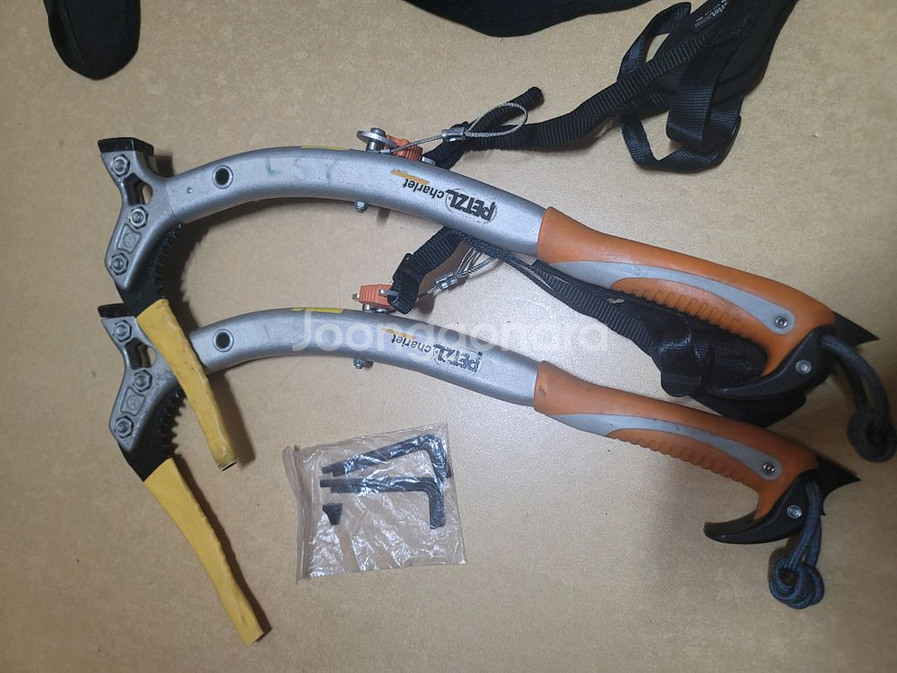 페츨 샤를레 쿼크 아이스바일 빙벽 등반용--0